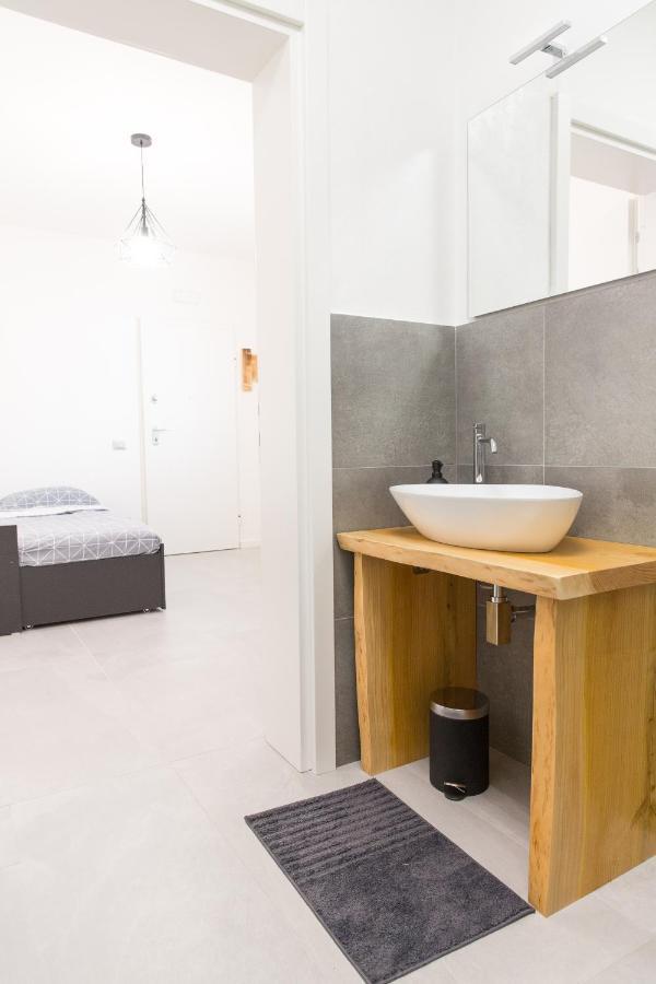 Bed&Biker Hotel Cingia De' Botti Bagian luar foto